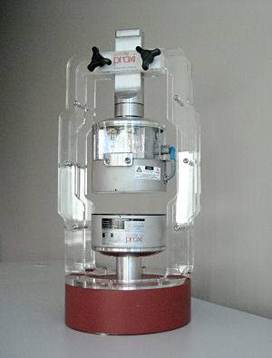 Figure 1. A demonstration model of the PowerbyProxi technology