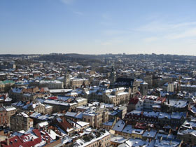 Взгляд с башни Львовской ратуши