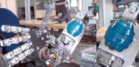 Fig. 9. Preliminary test for covering the upper arm of the humanoid
robot iCub [13] using the proposed tactile sensor.