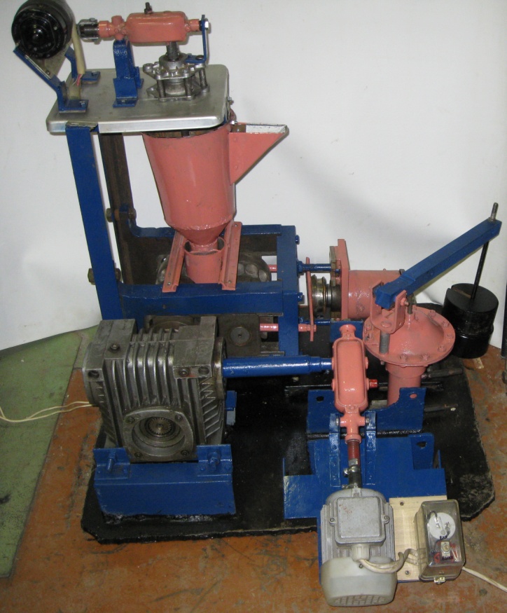 Experimental sample of a two-roll briquette press