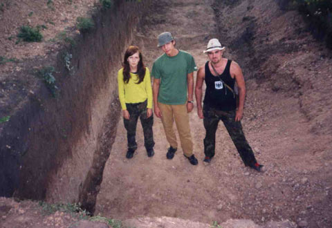 � �������