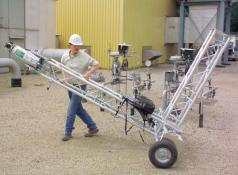 Umsetzen des Scanners mit einem fahrbaren Gestell