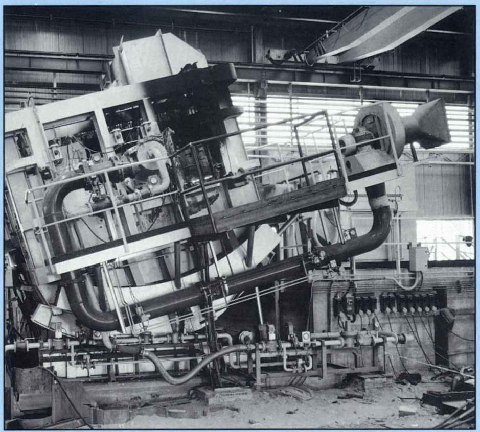 General view of the inclined refining furnace